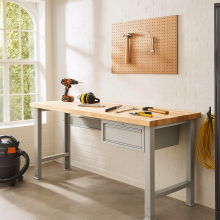 Pracovní stůl s 1 závěsnou zásuvkou a nastavitelnými nohami, 1500 mm