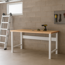 Pracovní stůl s pevnými nohami, 1700 mm