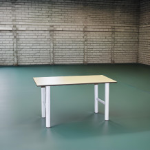 Šatní lavice s HPL deskou, o šířce 800