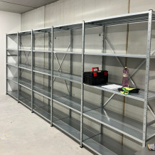 Konfigurovatelná regálová sestava