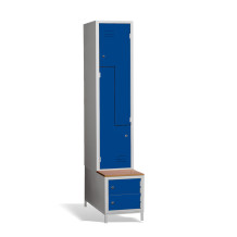 2+2dveřová šatní skříň s dveřmi ve tvaru Z, vestavěnou lavicí a botníky, RAL 5010