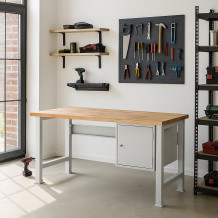 Pracovní stůl se závěsnou skříňkou a nastavitelnými nohami, 1500 mm