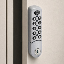 #12 ELECTRO │ Elektronický zámek do kovových skříní se systémem na centrální klíč