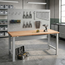 Perforovaný panel k pracovním stolům včetně spojovacích držáků, 1700 mm