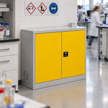 #08 CHEMI G MINI VENT - Skříň na chemikálie s komínem, nízká _ Ilustrační fotografie