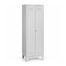 2dveřová šatní skříň s dělicí přepážkou a otevíráním uprostřed