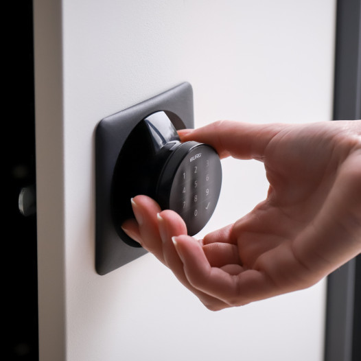 Elektronický zámek na číselný kód